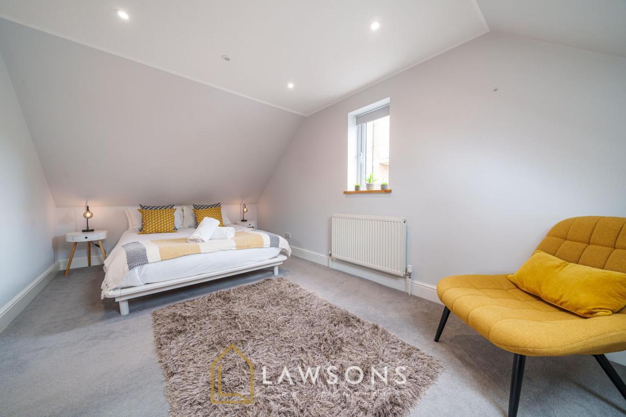 Loft Living By Lawsons With Parking Apartment Уиндзор Екстериор снимка